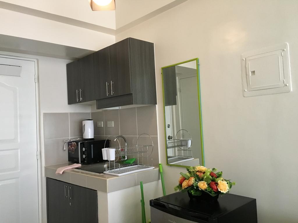Mary'S Crib Cityland Prime Tagaytay With Free Wifi & Swimming Tagaytay City Buitenkant foto